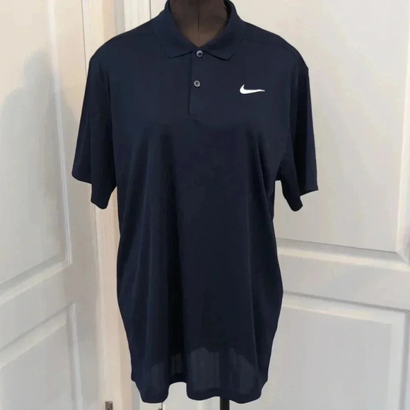 Men's Nike Solid Dri-FIT Golf Polo - Picture 2 of 9